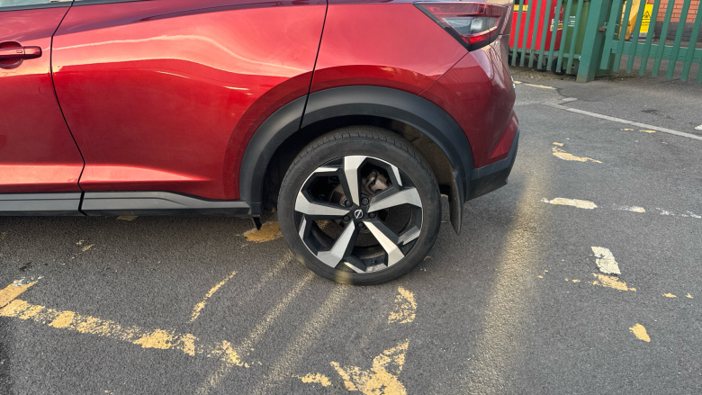 Nissan Juke 1.6 Hybrid Tekna 5dr Auto Hybrid Hatchback